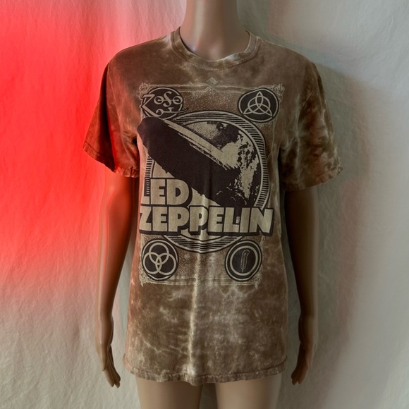 LED ZEPPELIN Graphic Tee - Picture 1 of 5